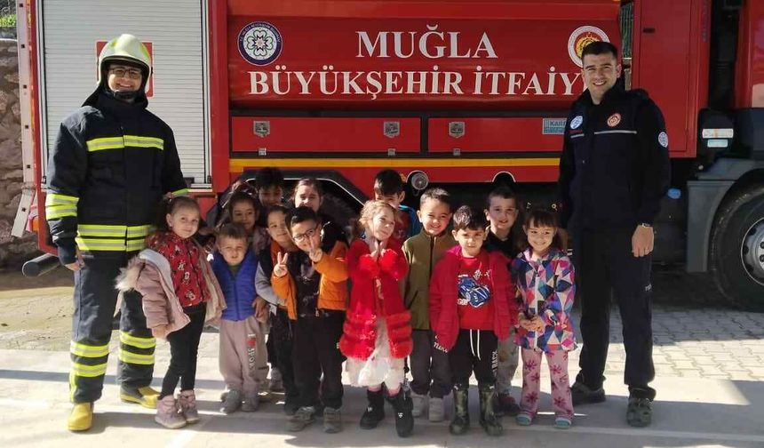 Muğla'da Miniklere Yangın Güvenliği Eğitimi