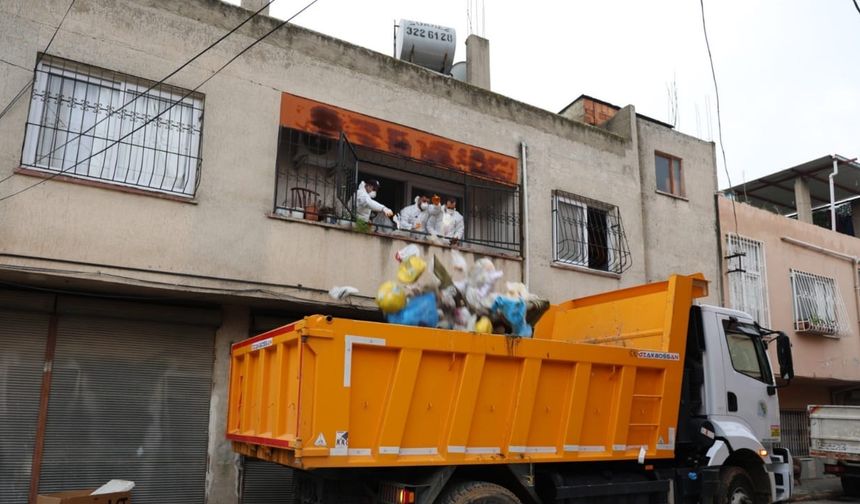 Bir Ev, Kamyonlarca Çöp ve 115 Bin Lira