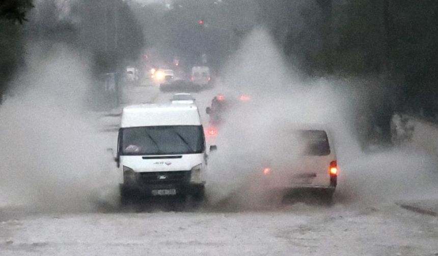 Muğla'ya yağmur ve fırtına uyarısı