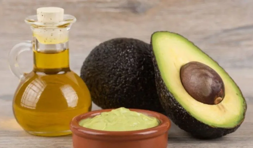 Ünlü Diyetisyen Açıkladı: “Avokado Çekirdeğini Atmayın, Yağa Dönüştürün”