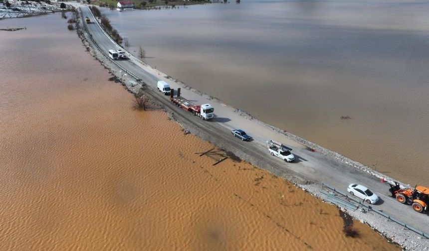 Fethiye-Antalya Kara Yolunda Su Baskını!