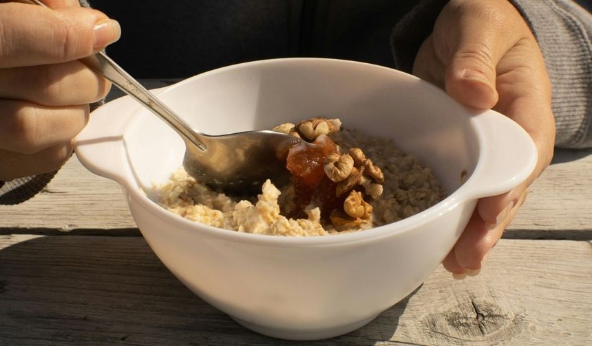 Ramazan'da tok tutan 10 besin açıklandı! Sahurda bunları yiyen iftara kadar acıkmıyor