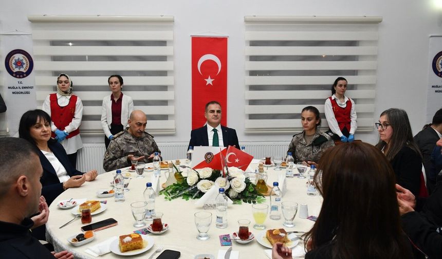 Vali Akbıyık Şehit Aileleri ve Gazilerle Buluştu