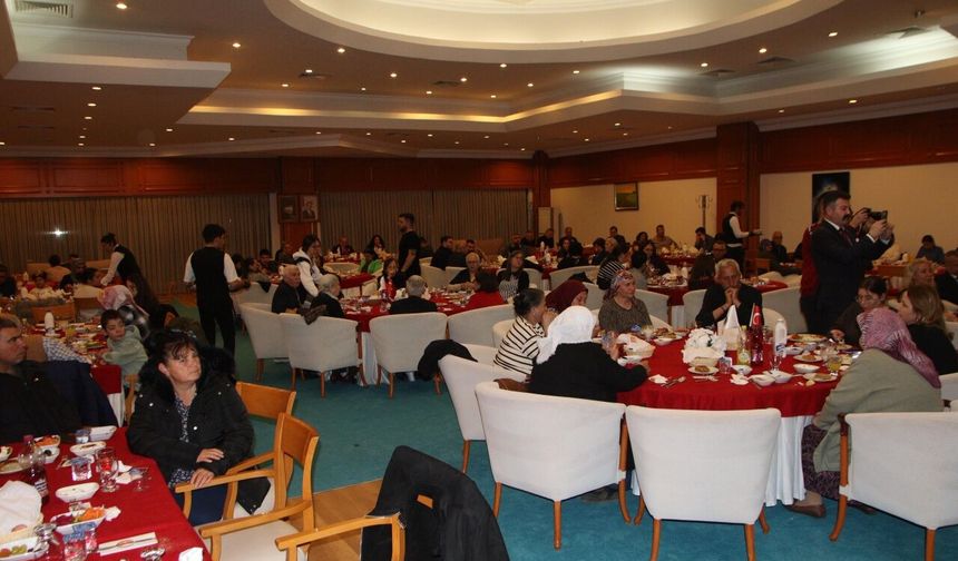 EMŞAV Muğla’dan İftar Yemeği