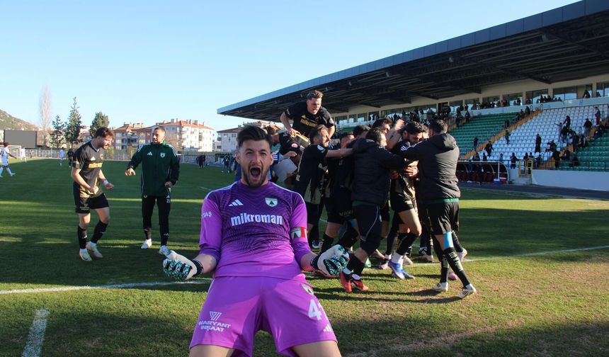 Muğlaspor Uzatmalarda Güldü: Evinde 3 Puanı Kaptı