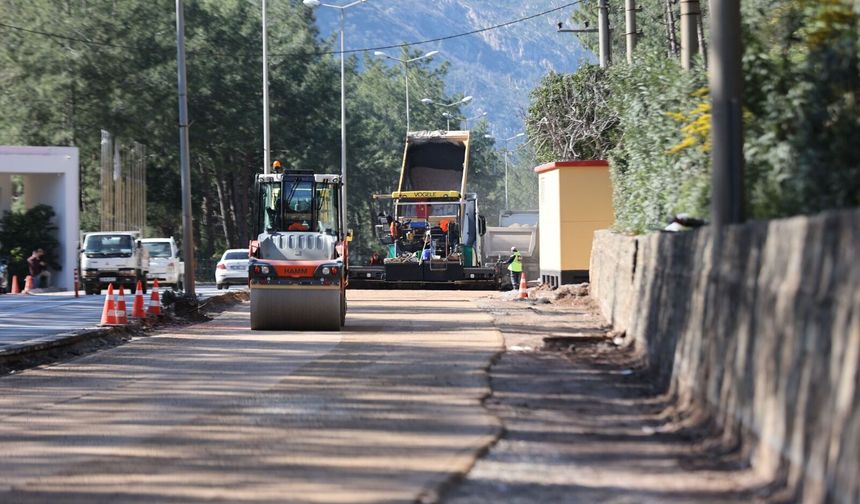 İçmeler’e 77 Milyonluk Dev Yol Yatırımı Başladı