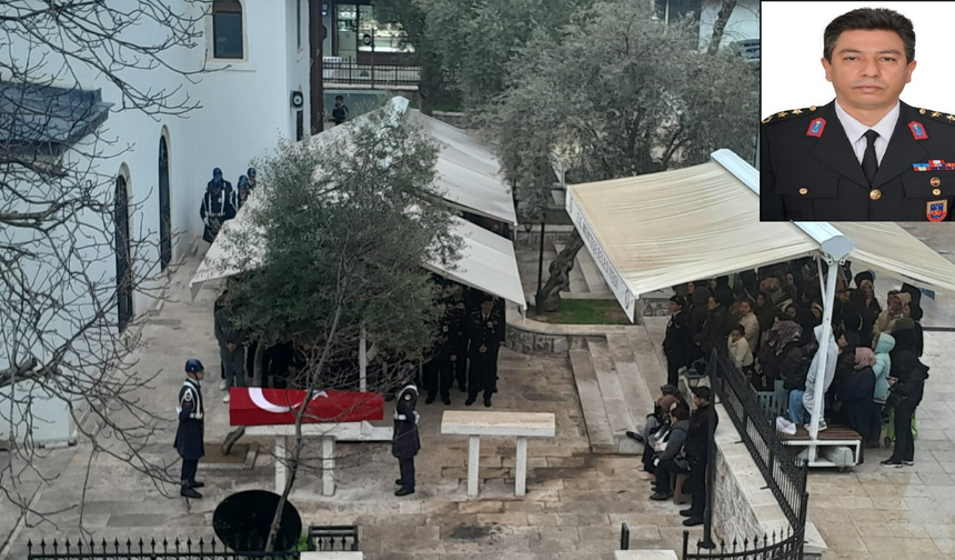 Muğla'da emekli jandarma albay son yolculuğuna uğurlandı