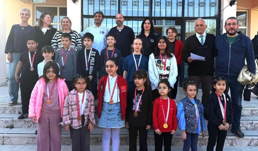 Köyceğiz’de 153 Satranç Sporcusu Şehitler İçin Hamle Yaptı