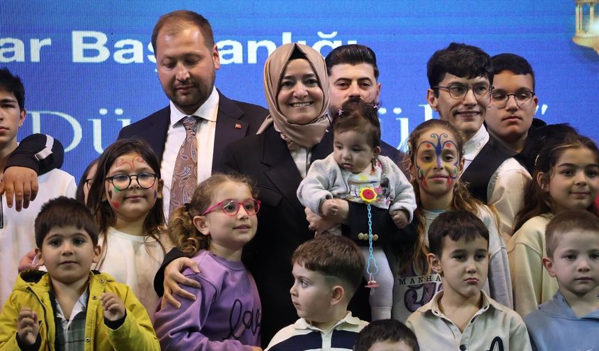 Fatma Betül Sayan Kaya Muğla’da iftar programına katıldı