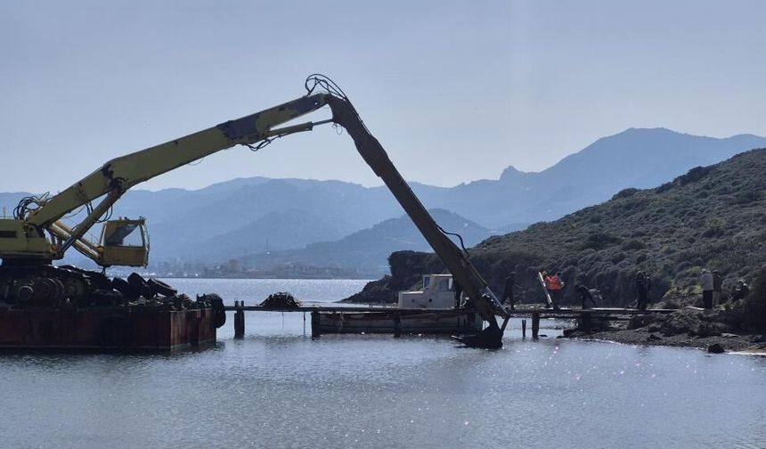 Bodrum’da Kaçak İskelelerin Yıkımına Başlandı