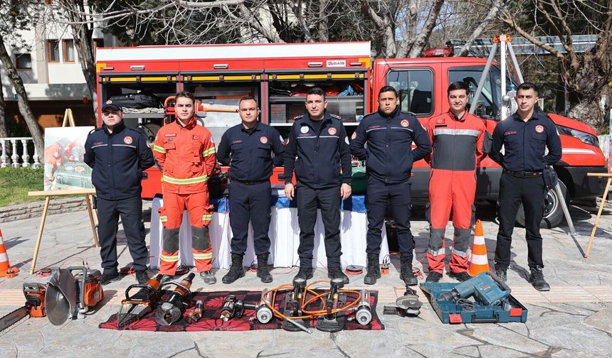 Büyükşehir’den Deprem Haftası’nda Afet Farkındalığı Etkinliği