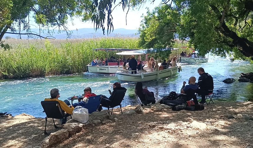 Akyaka Azmak Nehri’nde Bahar Yoğunluğu Başladı
