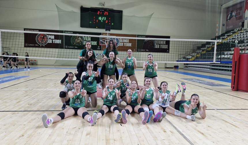 Muğlaspor’un küçük sultanları lige zaferle başladı