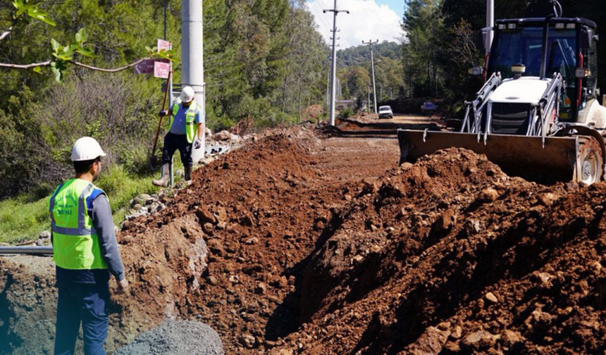 3 bin 800 metrelik su isale hattı yenilendi