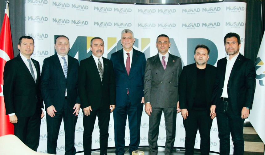 MÜSİAD Muğla heyeti Ticaret Bakanı Bolat’ın da katıldığı istişare toplantısına katıldı