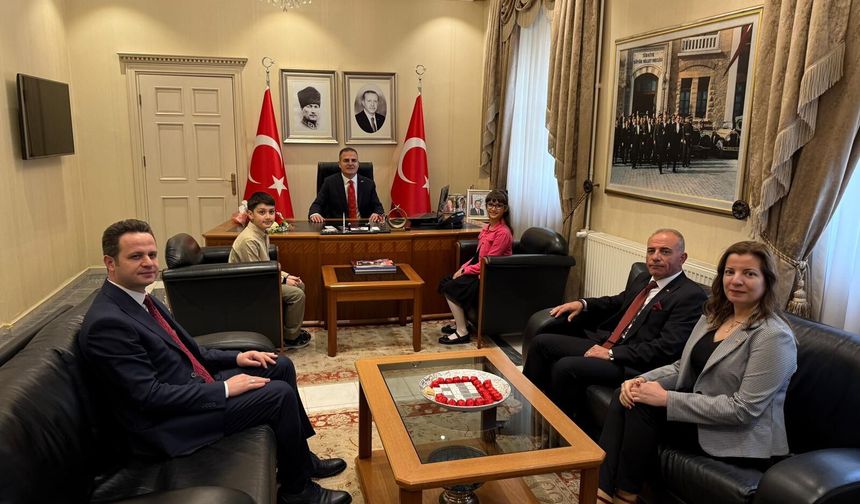 Muğla’da minik Valilerden Okullara Güvenlik,  2027 için “Çocuk Yılı” talimatı