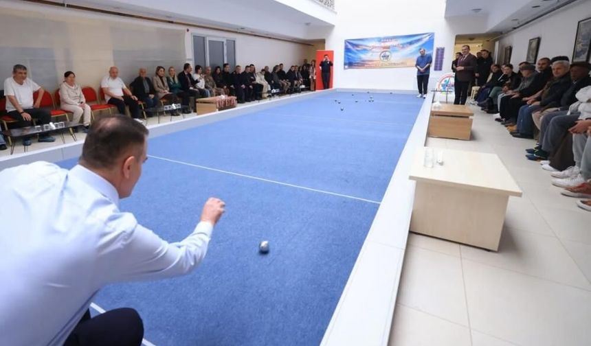 Muğla’da Bocce sahasında kuşaklar buluştu