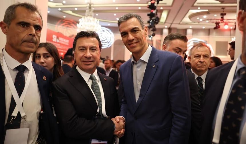 Ahmet Aras Demokrasi Programı İçin Barselona’ya Gidiyor