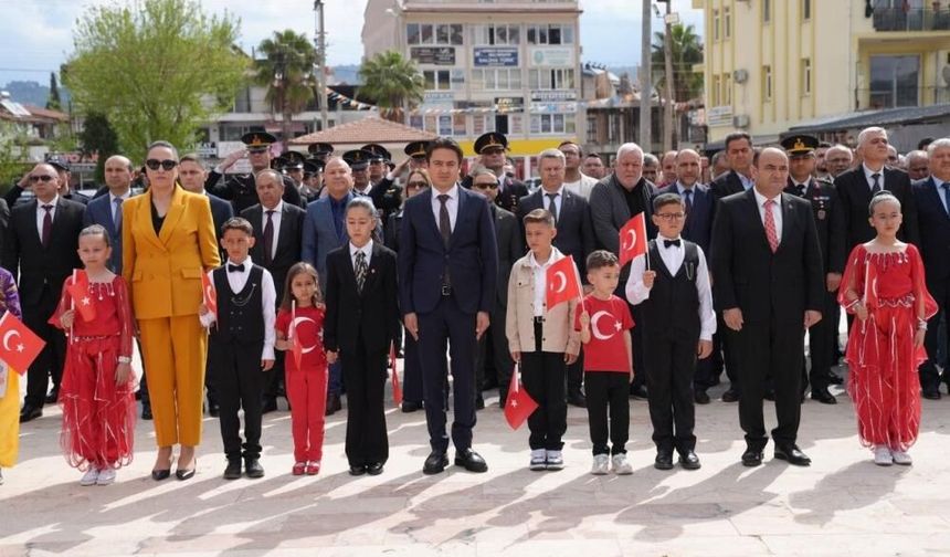 Seydikemer’de 23 Nisan coşkusu salonlara taştı