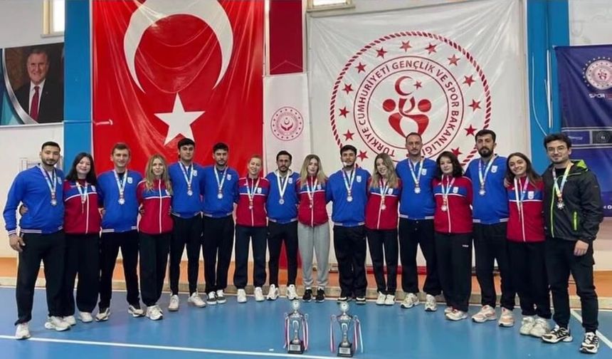 MSKÜ’den çifte final başarısı: Hokeyde Türkiye ikinciliği