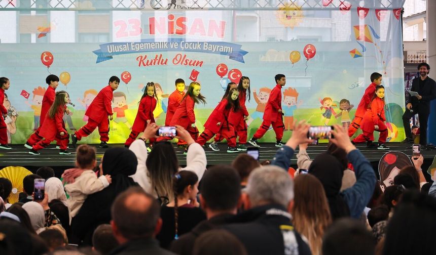 Bodrum’da 23 Nisan Coşkusu Kenti Sardı