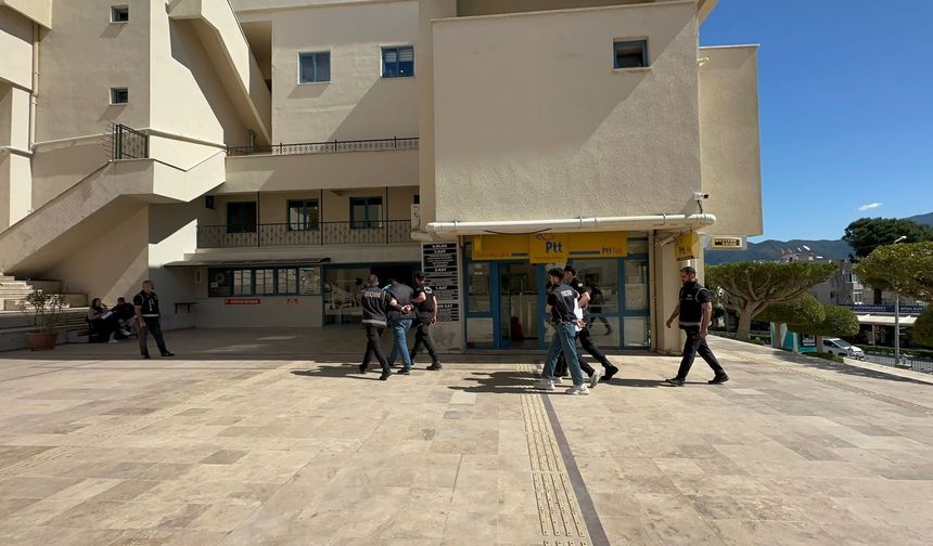 Marmaris'te 'gözlükçü kurşunlama' olayında 9 tutuklama