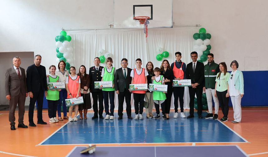 Marmaris'te masa tenisi turnuvası başladı