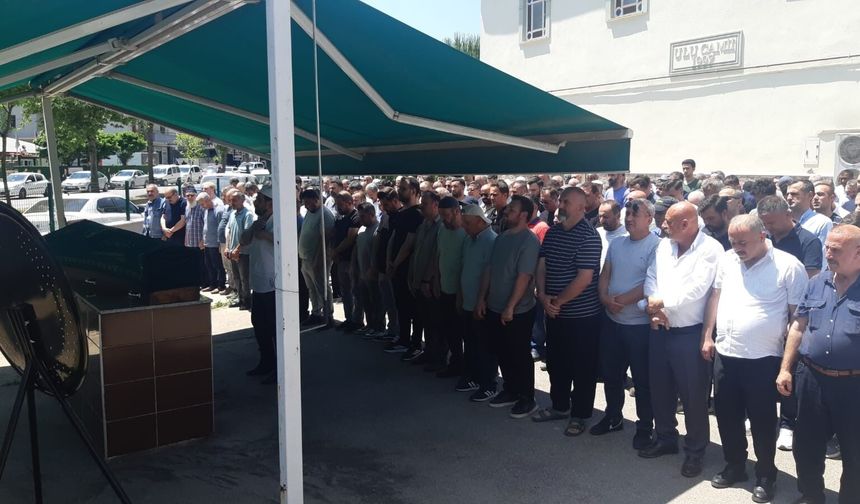 SMA Hastası Çocuğun Cihazını Çeken Baba İntihar Etti