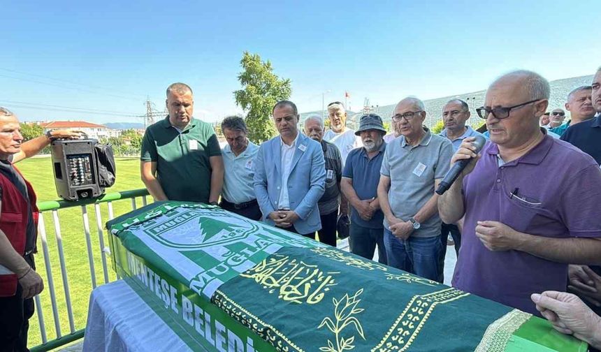Akın Çavas Son Yolculuğuna Uğurlandı