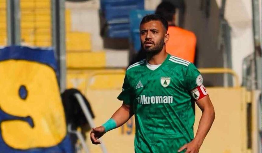 Muğlaspor’da Kaptan Mehmet Yiğit Takıma Veda Etti