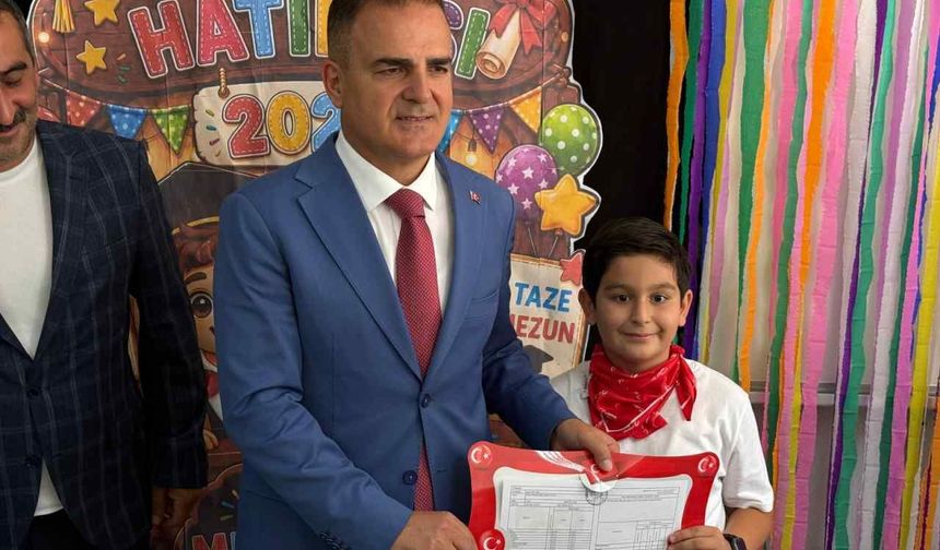 Muğla'da 162 bin öğrenci karne sevinci yaşadı