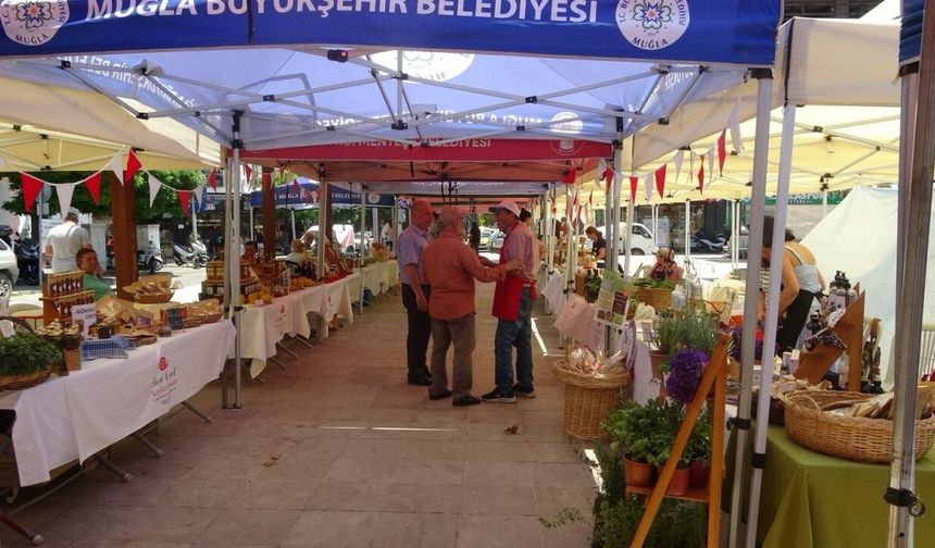 Slow Food Muğla Pazarı Kurşunlu Meydanı’nda Açıldı