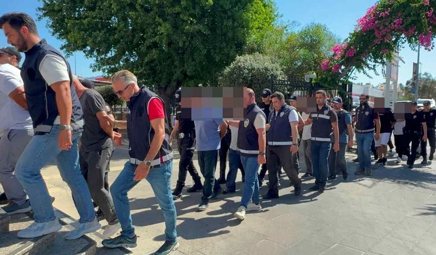 Fethiye’de Göçmen Kaçakçılığına 9 Tutuklama