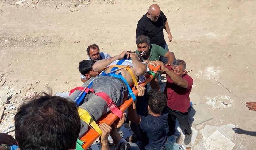 Bodrum’da İnşaat Alanında Çukura Düşen İşçi Yaralandı