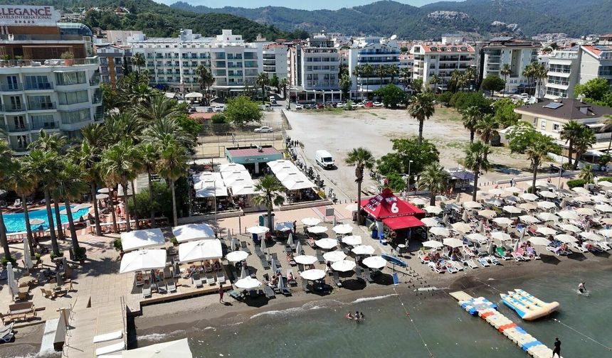 Marmaris’te Halk Plaj Kafe Yoğun İlgi Görüyor
