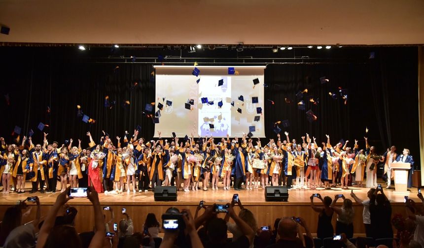 MSKÜ Turizm Fakültesi Mezunlarını Sektöre Uğurladı