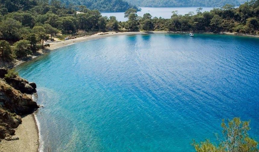 Fethiye’de Görenlerin Hayran Kaldığı Saklı Koy: Boncuklu Koyu