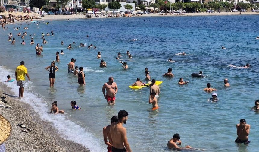 Bodrum’da Yaz Sıcakları Başladı, Sahiller Doldu