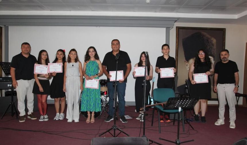 Menteşe Anadolu Lisesi’nde Müzik Yarışması Coşkusu