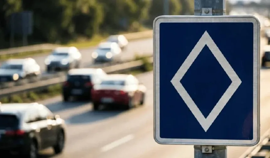 Kullanılan bu yeni trafik levhasını çoğu sürücü bilmiyor!