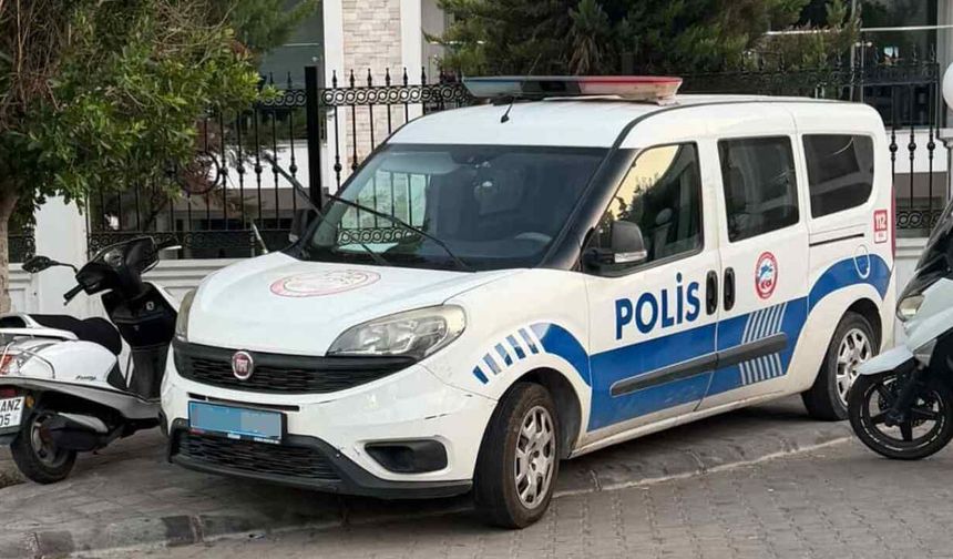 Marmaris’te Polis Aracına “Hatalı Park” Uyarısı