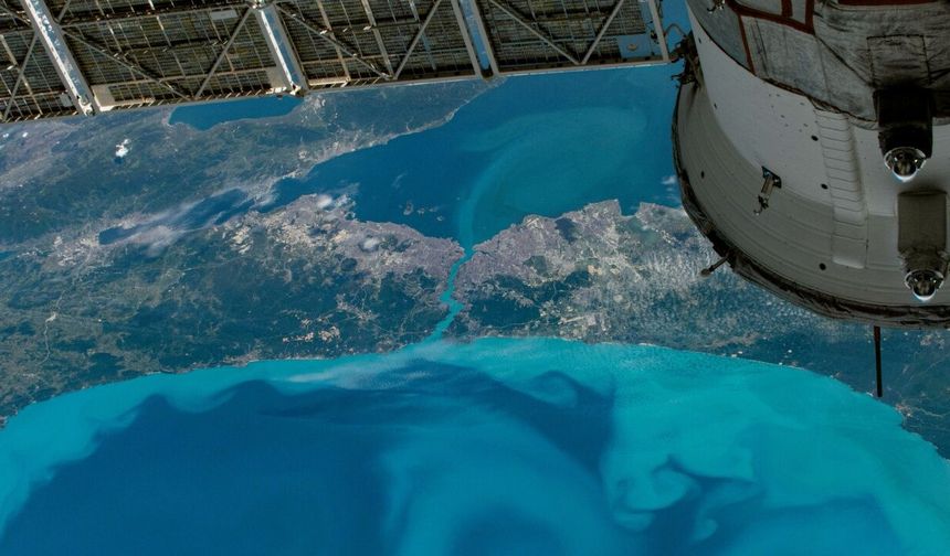 NASA Görüntüledi: Karadeniz ve Marmara Neden Turkuaz Oldu