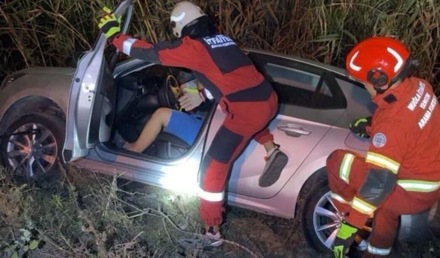 Dalaman’da Otomobil Sulama Kanalına Uçtu