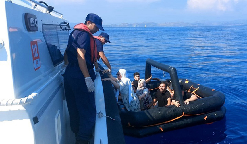 Yunan unsurlarının geri ittiği göçmenler kurtarıldı