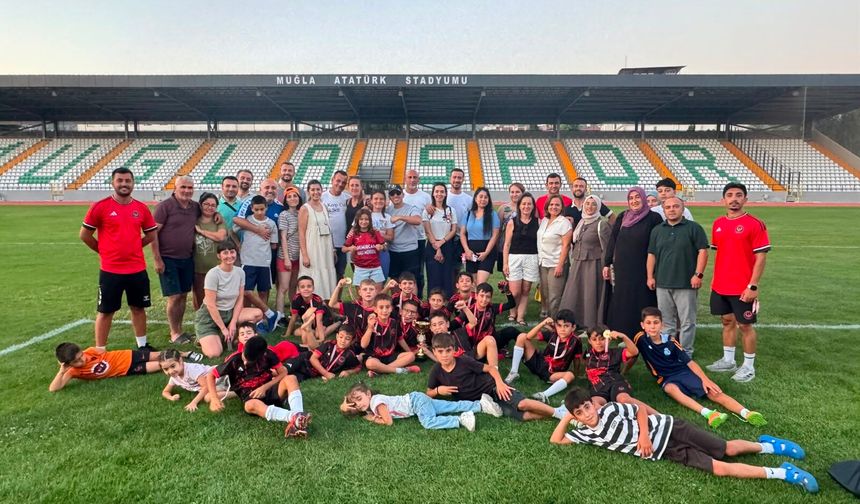 Demircioğlu Menteşe Yıldızspor U-10’da Şampiyon