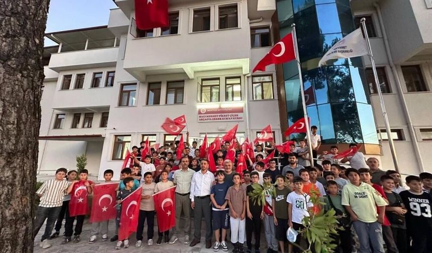 Menteşe’de Öğrencilerden Şehitlere Vefa, Gazze’ye Destek