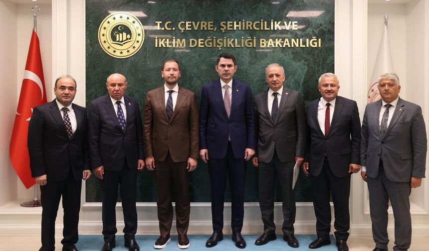 Muğla heyeti Bakan Kurum’la TOKİ ve imar konularını görüştü