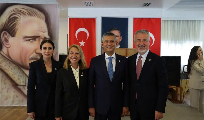 Gizem Özcan, Özgür Özel’in A Takımında Yer Aldı