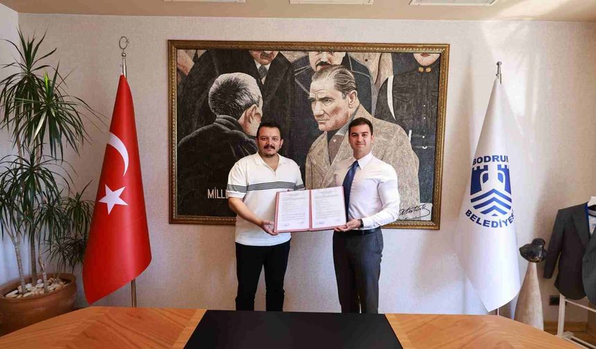 Bitez sahilinde yeni dönem protokolle başladı