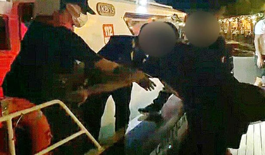 Muğla’da Sahil Güvenlik İki Kişiyi Tıbbi Tahliye Etti